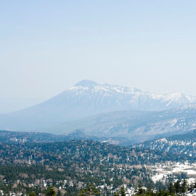 八幡平から見る岩手山の写真
