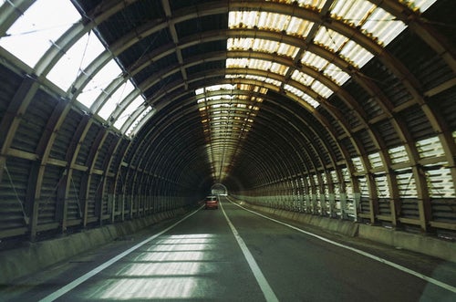 八幡平アスピーテラインのトンネルの写真