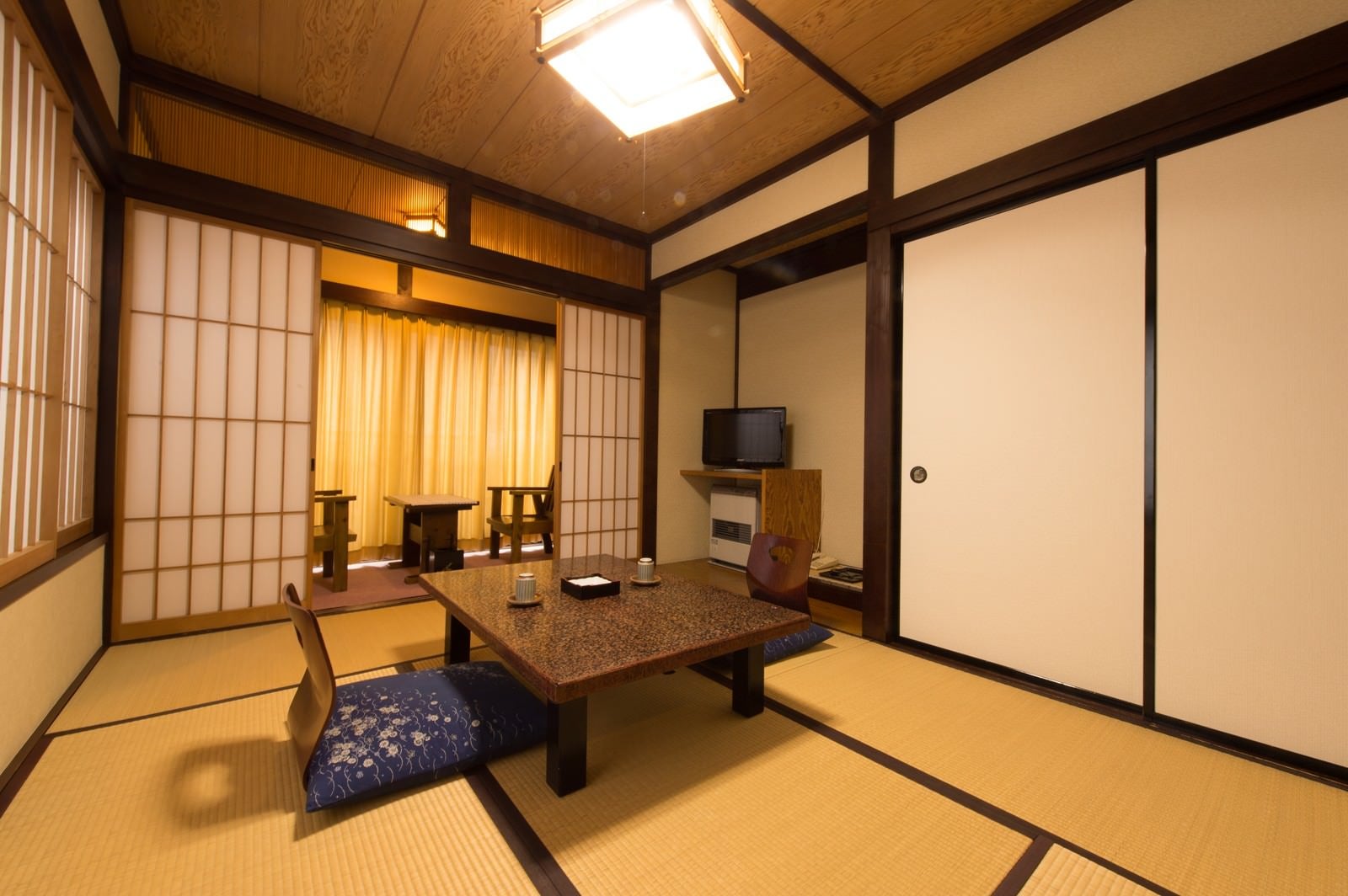 「お宿栄太郎の客室（平湯温泉）」の写真