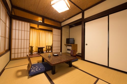 お宿栄太郎の客室（平湯温泉）の写真