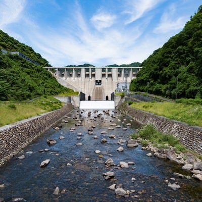 苫田ダム（岡山県鏡野町）の写真