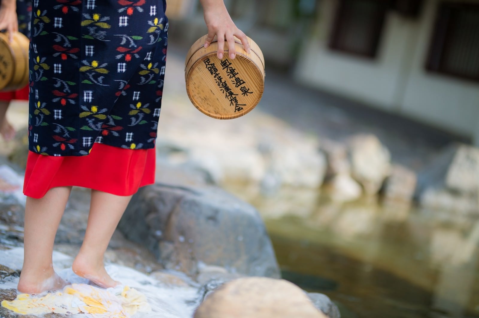 「鏡野町奥津地区に伝承される足踏み洗濯」の写真
