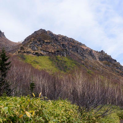 焼岳山頂を目指すの写真