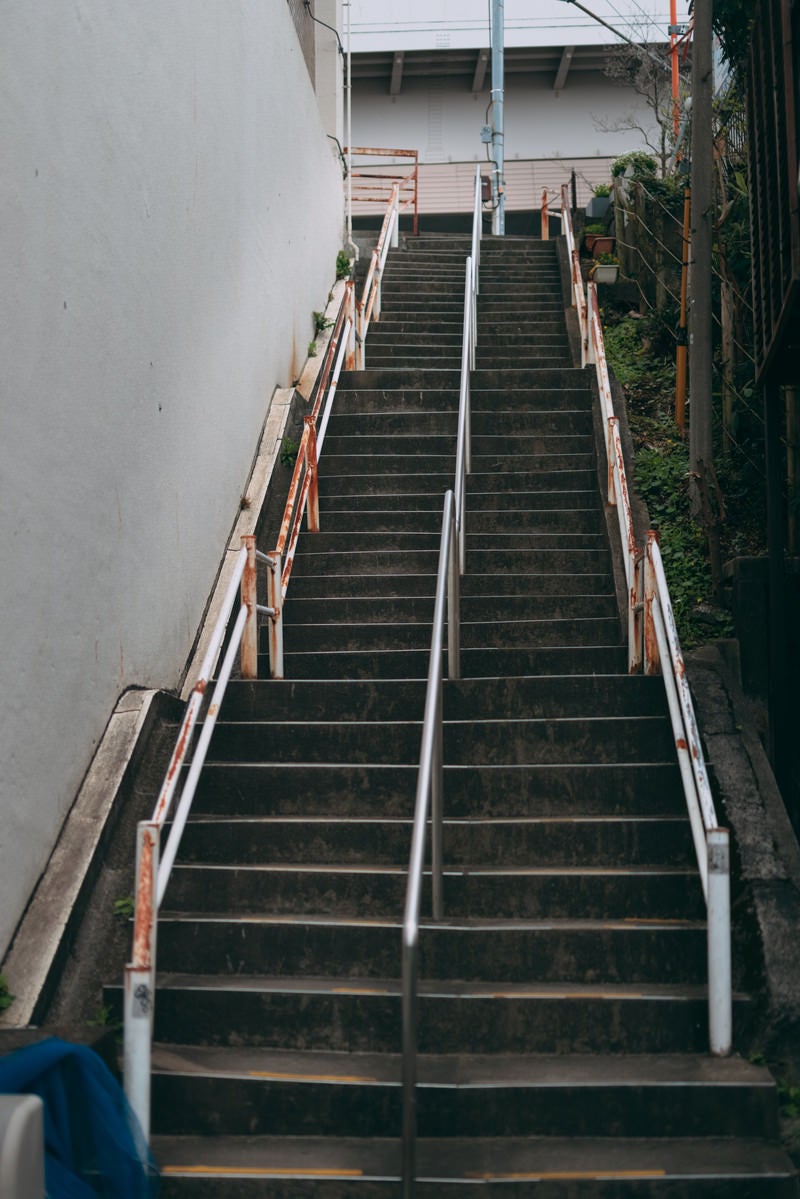 「急な階段」の写真