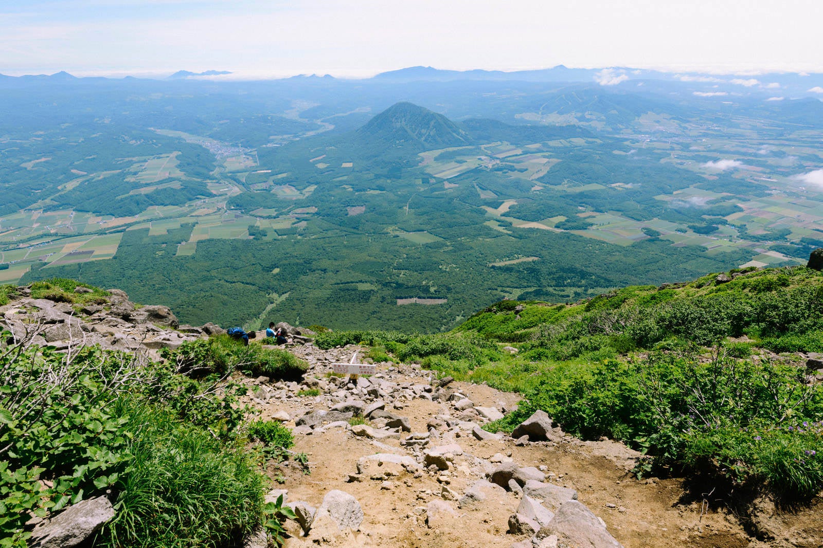 「喜茂別コースから尻別岳方面を見る」の写真