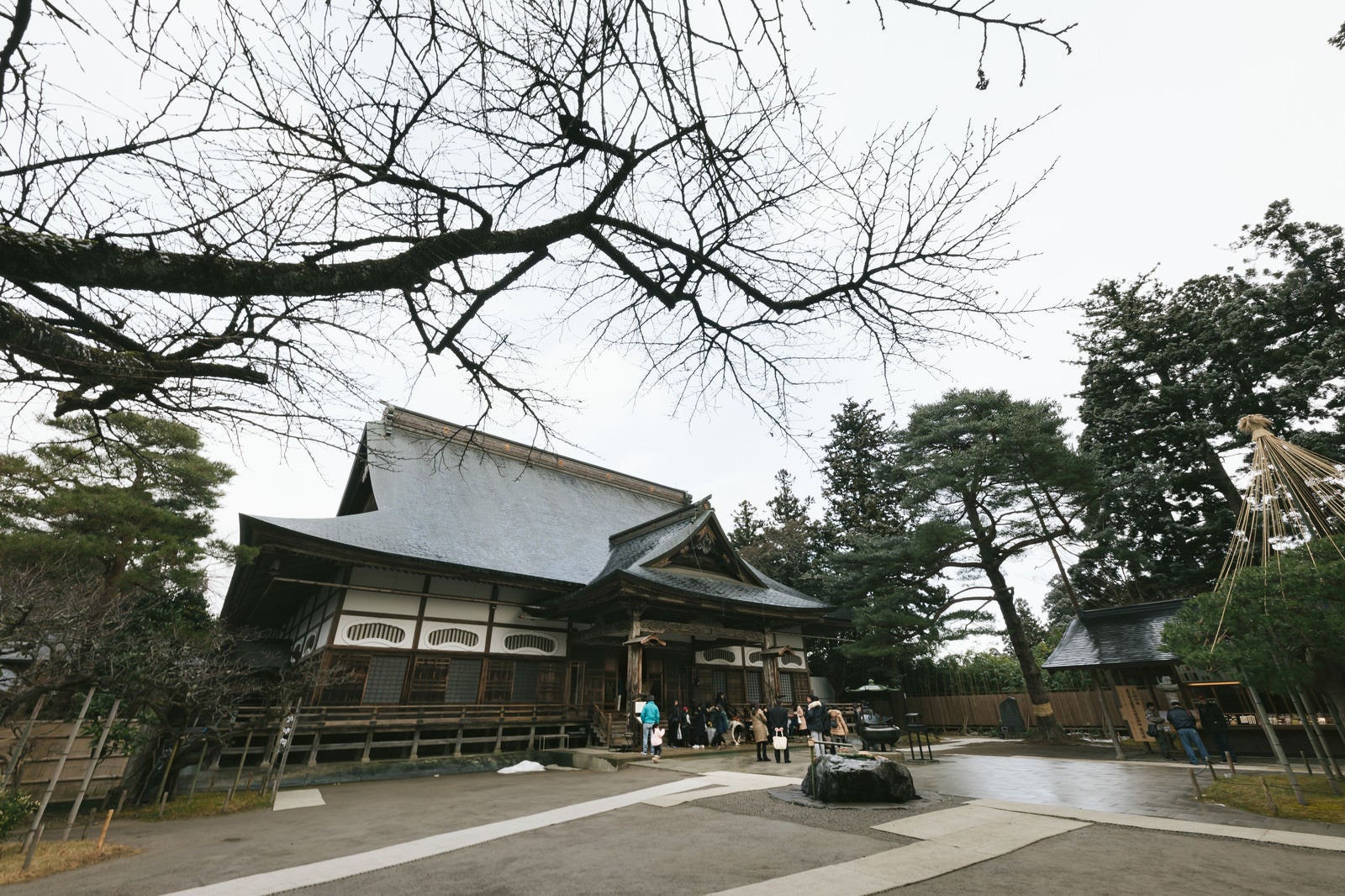 「世界遺産の関山中尊寺本堂」の写真