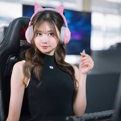予選大会で握手を交わす選手 - CAPCOM Pro Tour 2019 アジアプレミアの写真