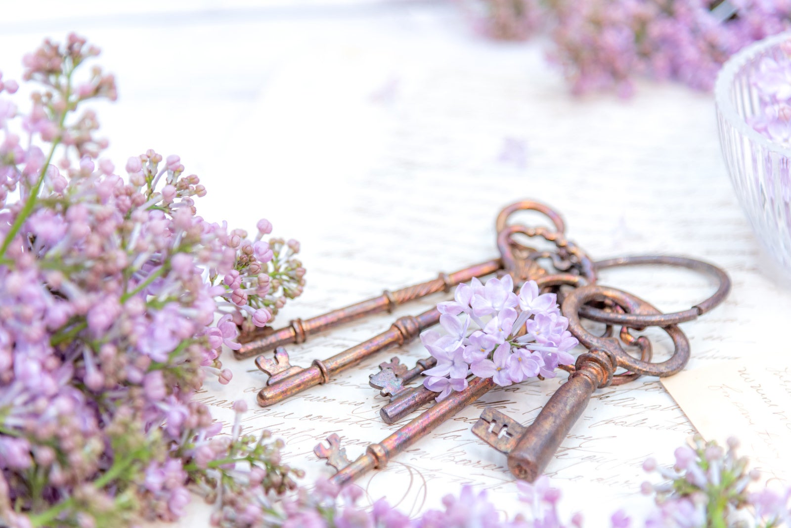 「ライラックの花と鍵」の写真