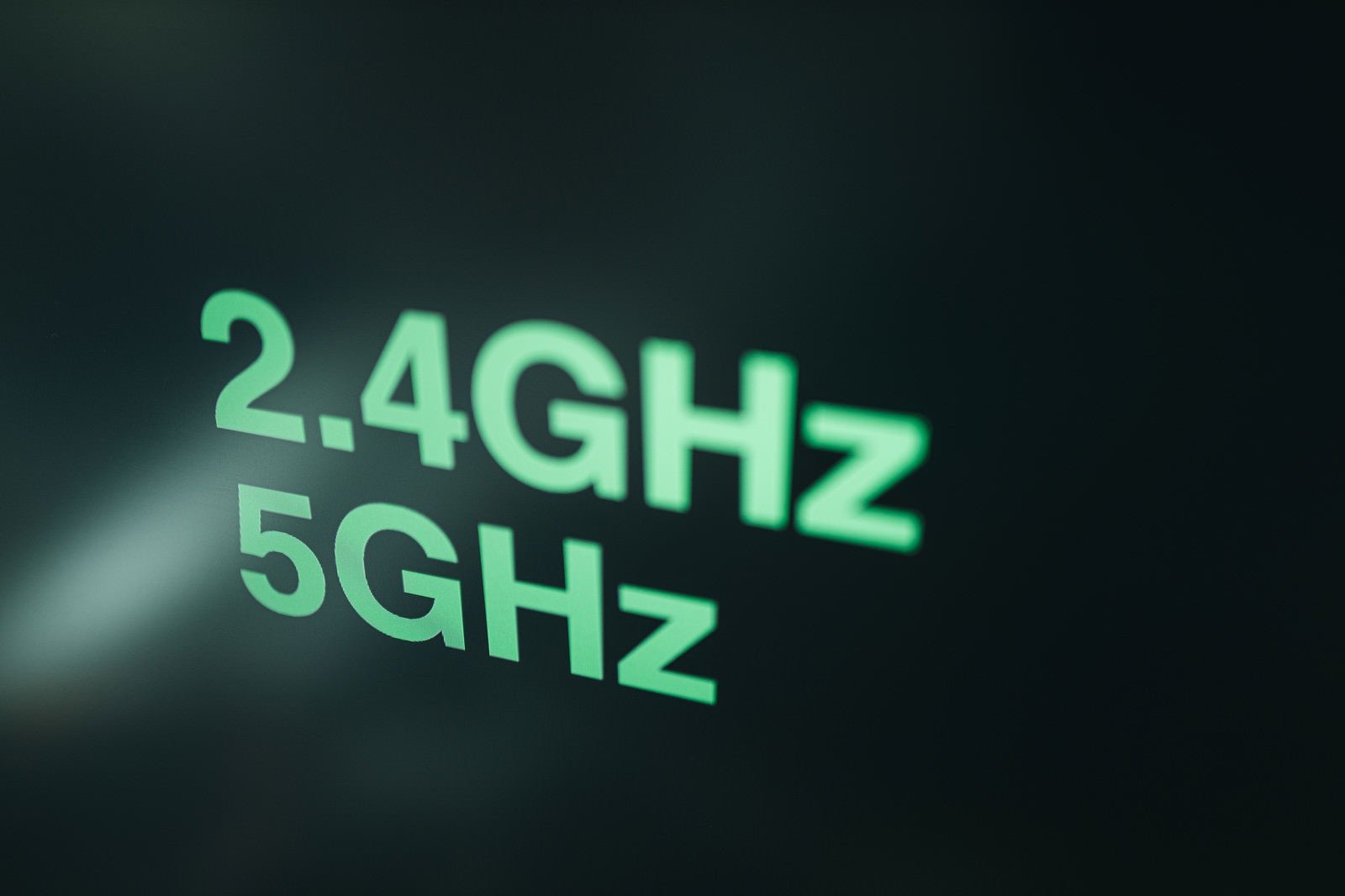 「2.4GHzと5GHzの周波帯」の写真