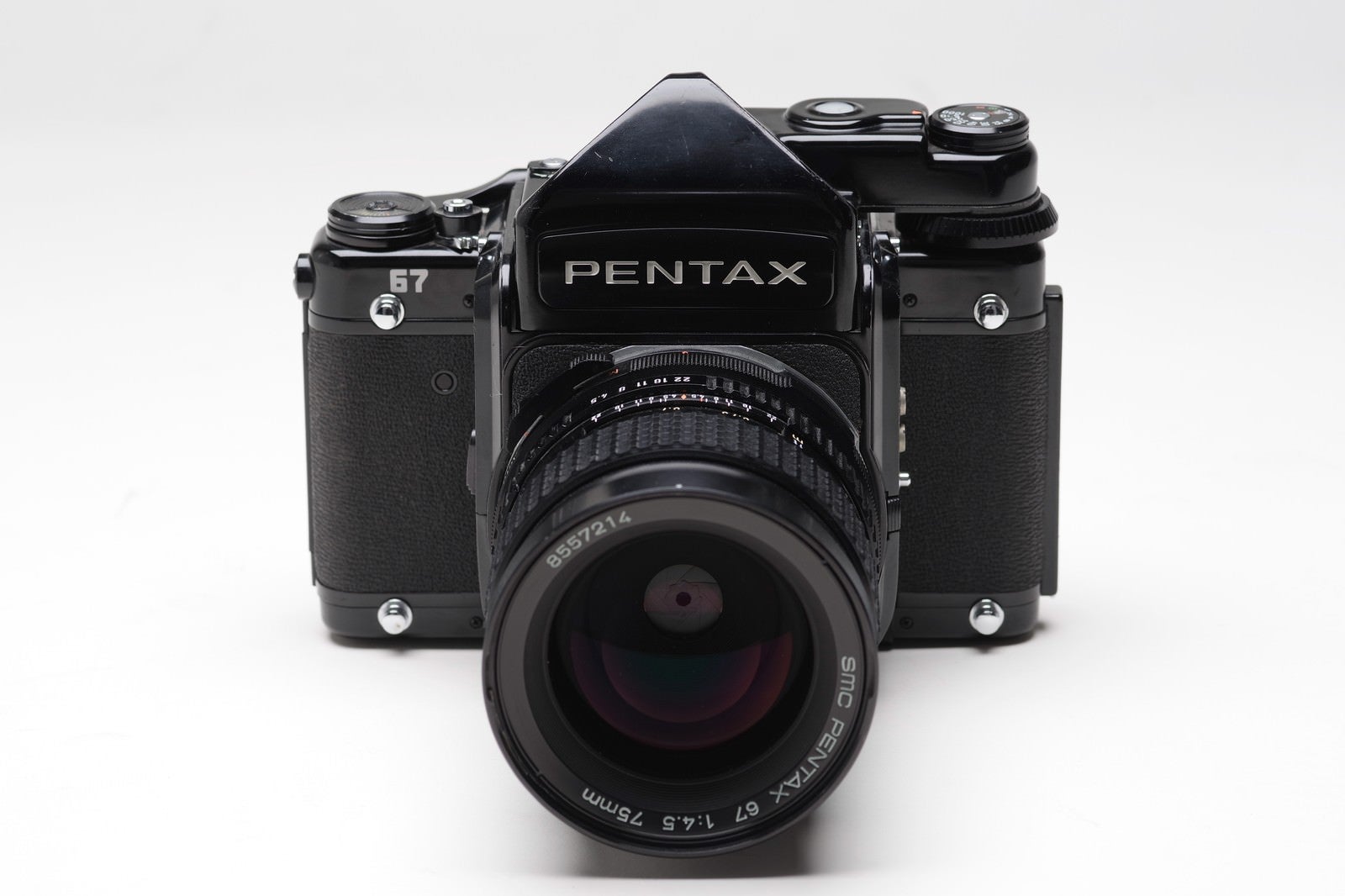 「PENTAX 67（正面）」の写真