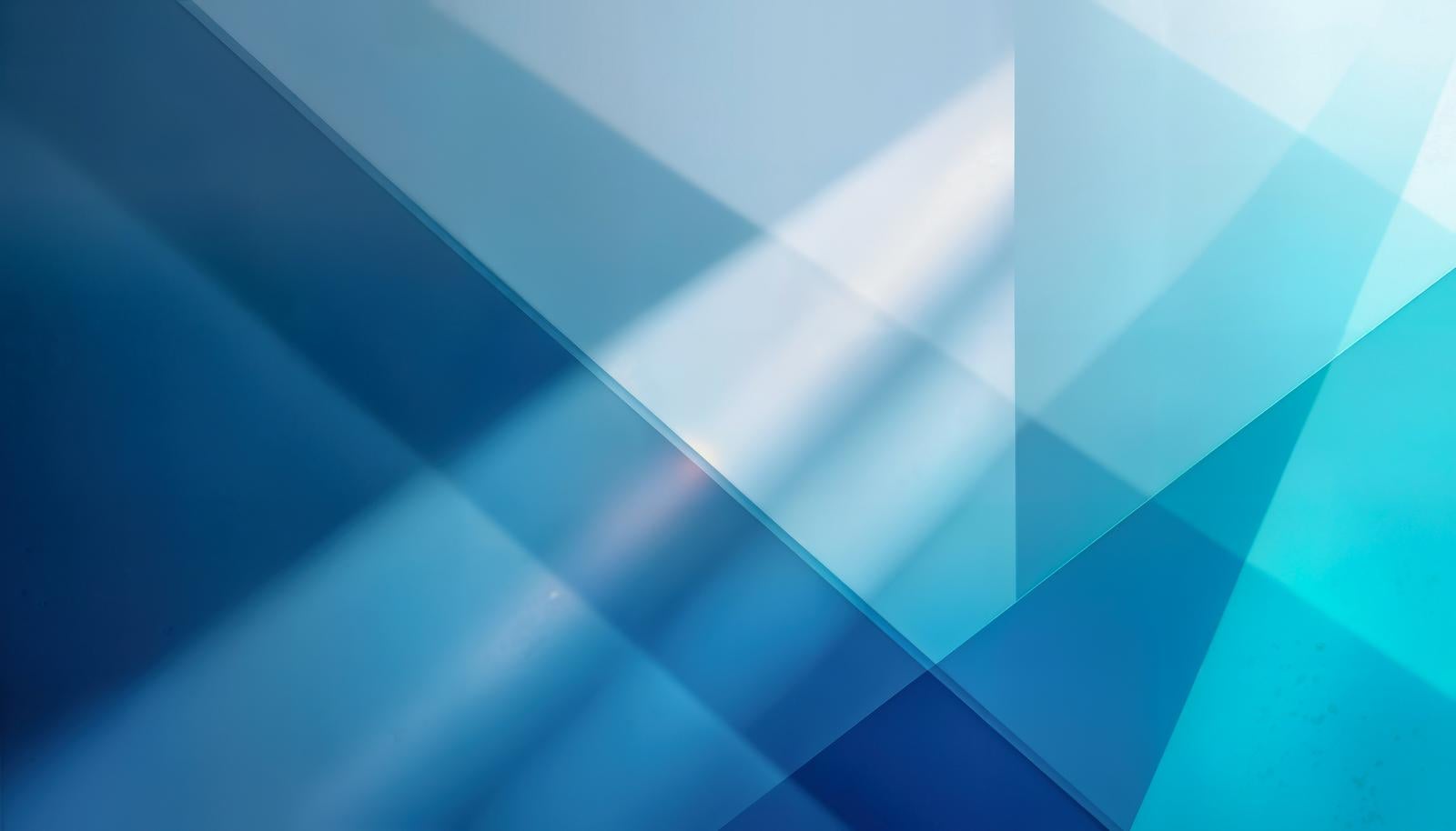 青い半透明の幾何学的な面が斜めに重なり合う抽象テクスチャー