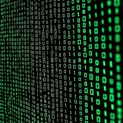 コードが視覚化された空間の写真