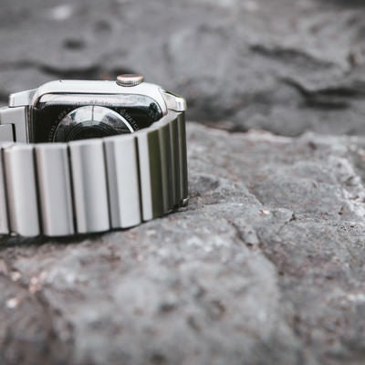 Apple Watch のチタンベルトの写真