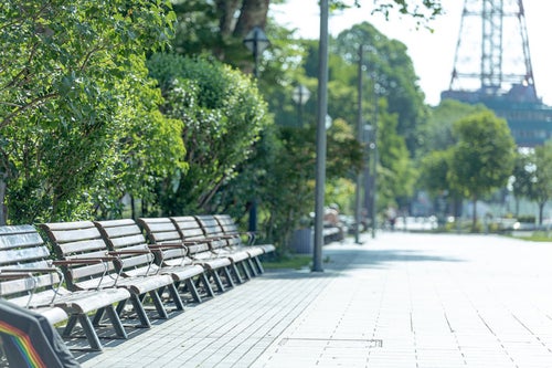 札幌大通り公園のベンチの写真