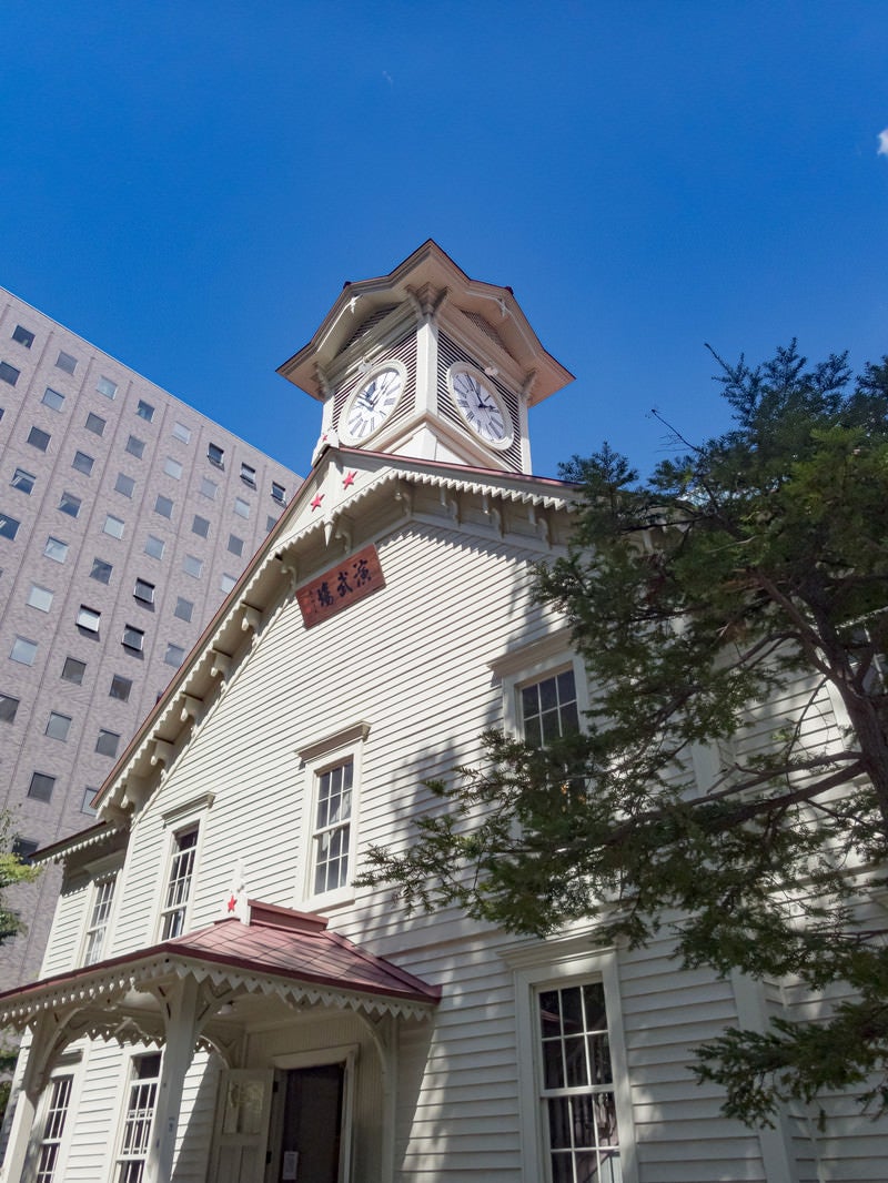 「札幌市時計台の様子」の写真