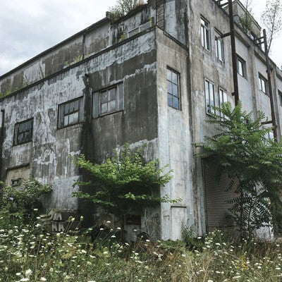 美唄炭鉱の映画館の廃墟の写真