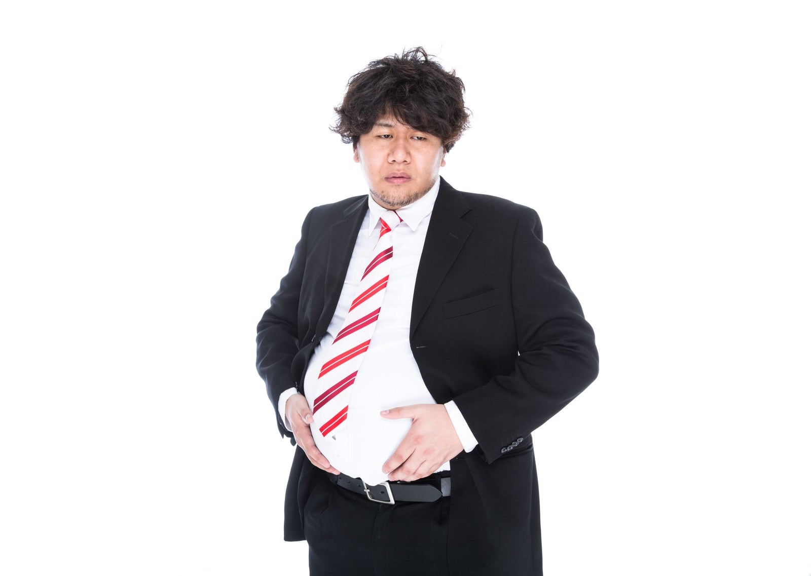 「【悲報】俺氏、13ヶ月連続で体重が増加し絶望ｗｗｗ」の写真［モデル：朽木誠一郎］