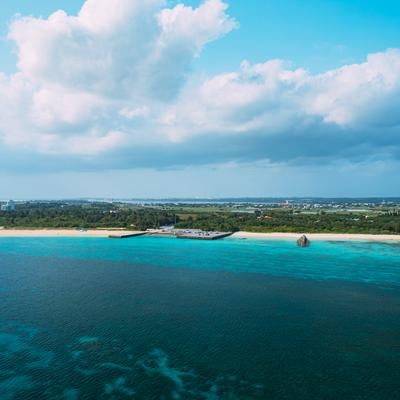 与那覇前浜ビーチ（空撮）の写真