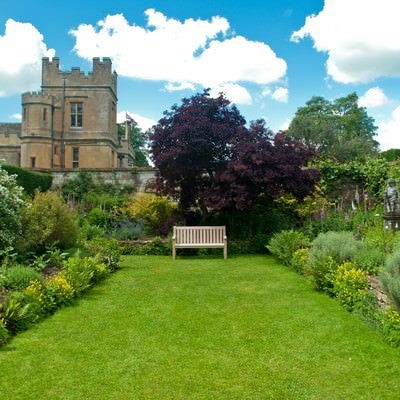 スードリー城の庭園の写真