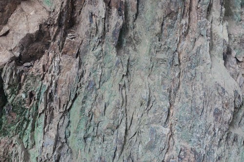 ゴツゴツした岩肌（テクスチャー）の写真