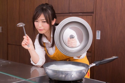 俺の嫁が台所で料理を始めているんだが、出来上がりが悪夢でしかないの写真