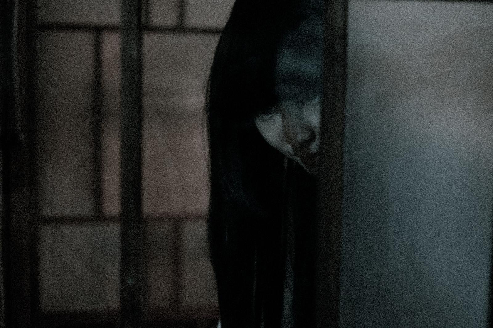 「満員怨霊（まんいんおんれい）」の写真［モデル：緋真煉］