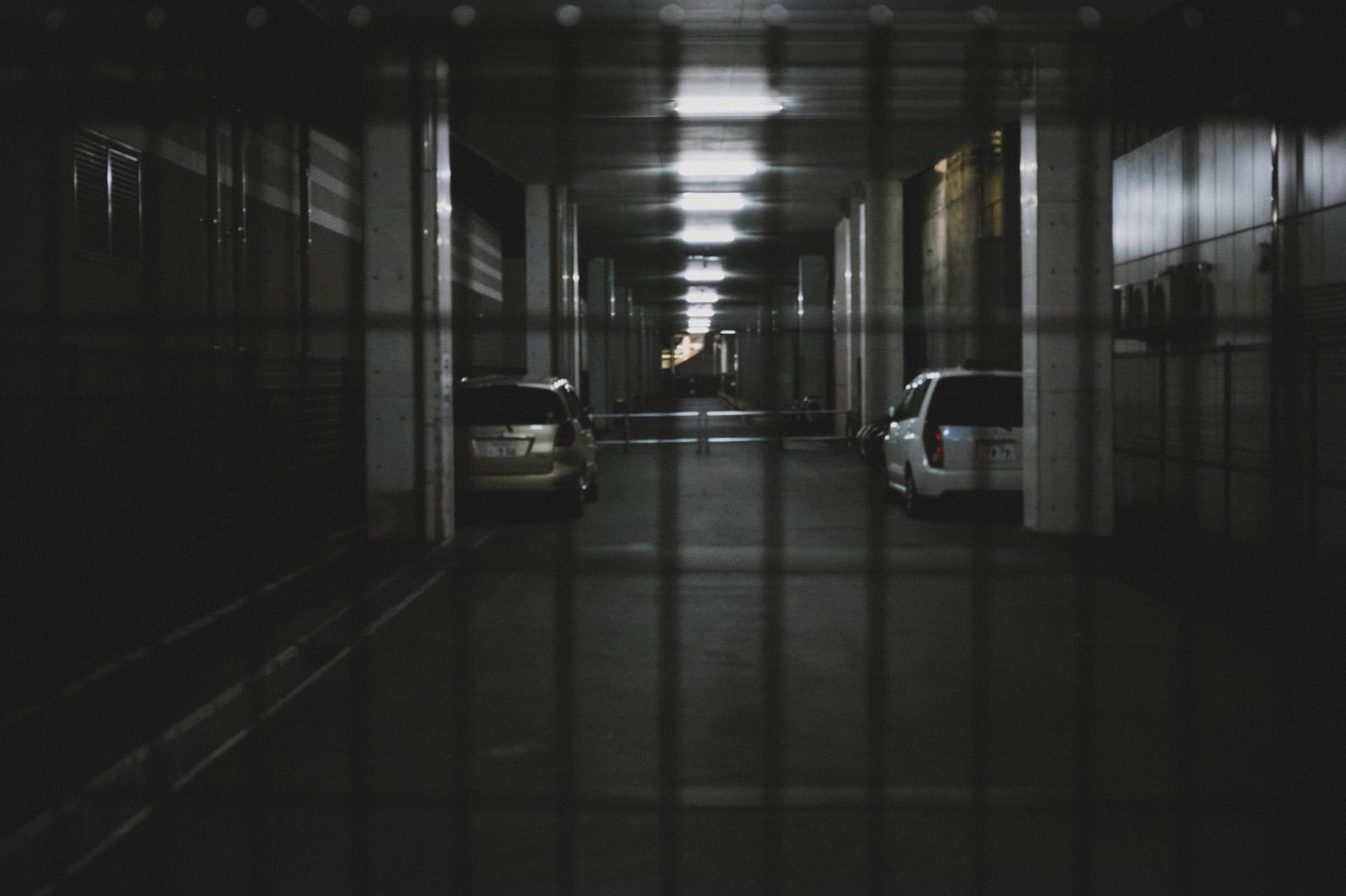 「深夜の駐車場」の写真