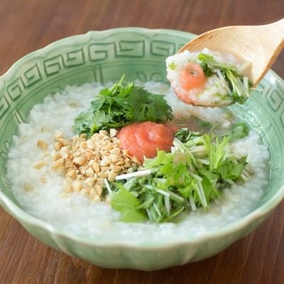 あとを引く美味しさ！水菜と明太子の「香港がゆ」の写真