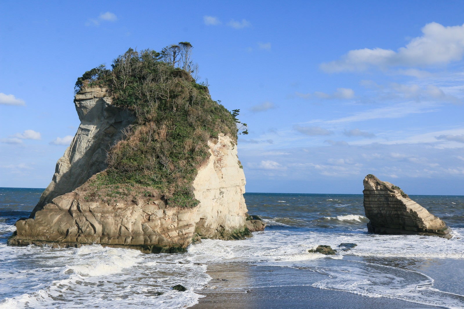 「津々ヶ浦の夫婦岩」の写真