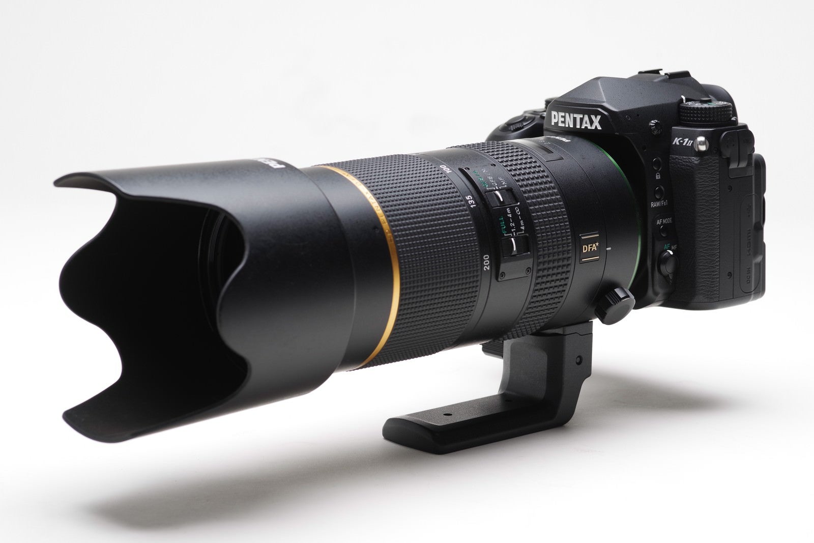 「PENTAX K-1MarkⅡと HD PENTAX-D FA★70-200mmF2.8 レンズ」の写真