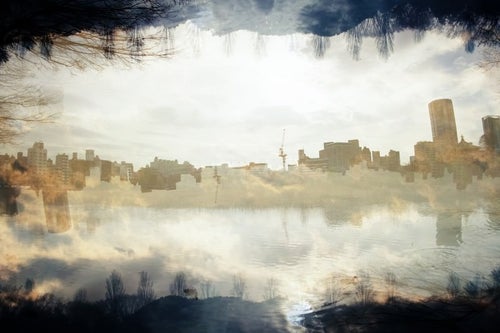 都会の蜃気楼（フォトモンタージュ）の写真