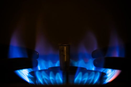 ガスコンロの青い炎の写真
