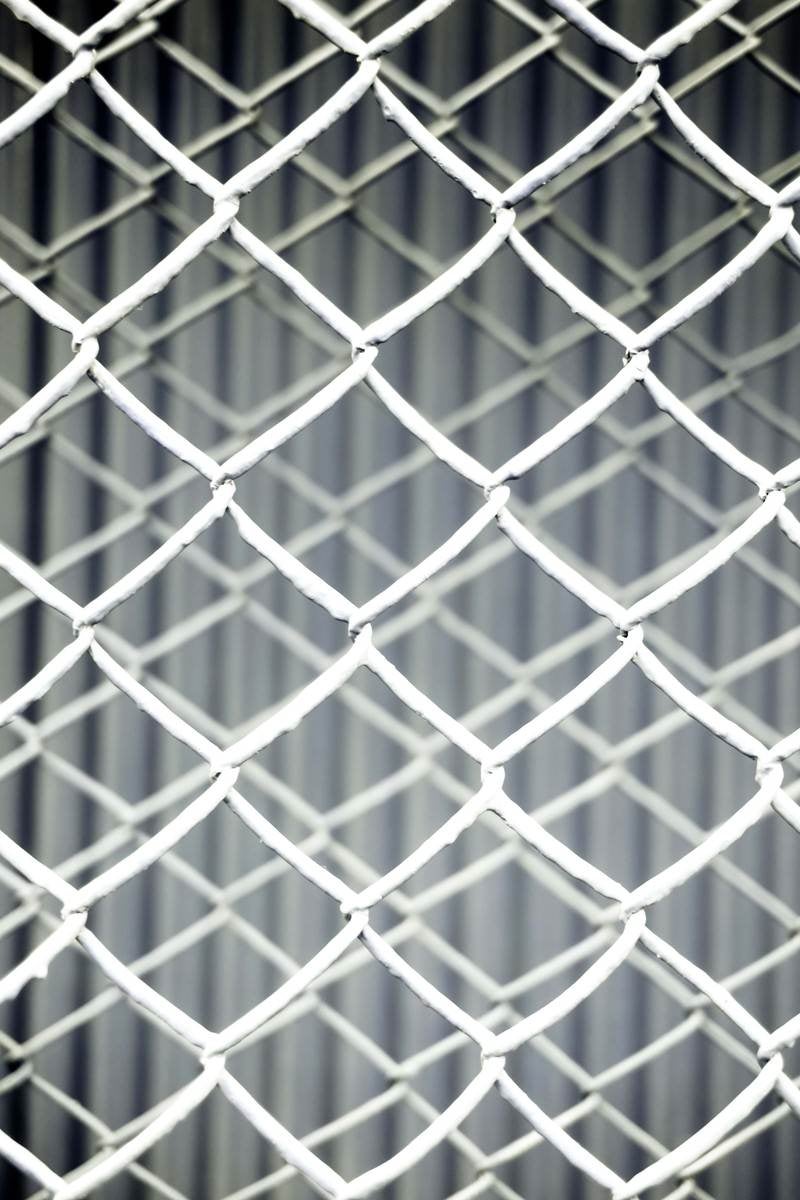 「重なる灰色のフェンスのテクスチャー」の写真