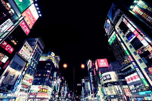 日本一の繁華街新宿（夜間）の写真