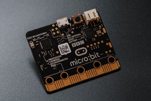 micro bitの電子部品の写真
