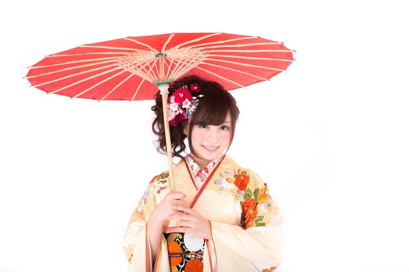 和傘と振袖美女の写真