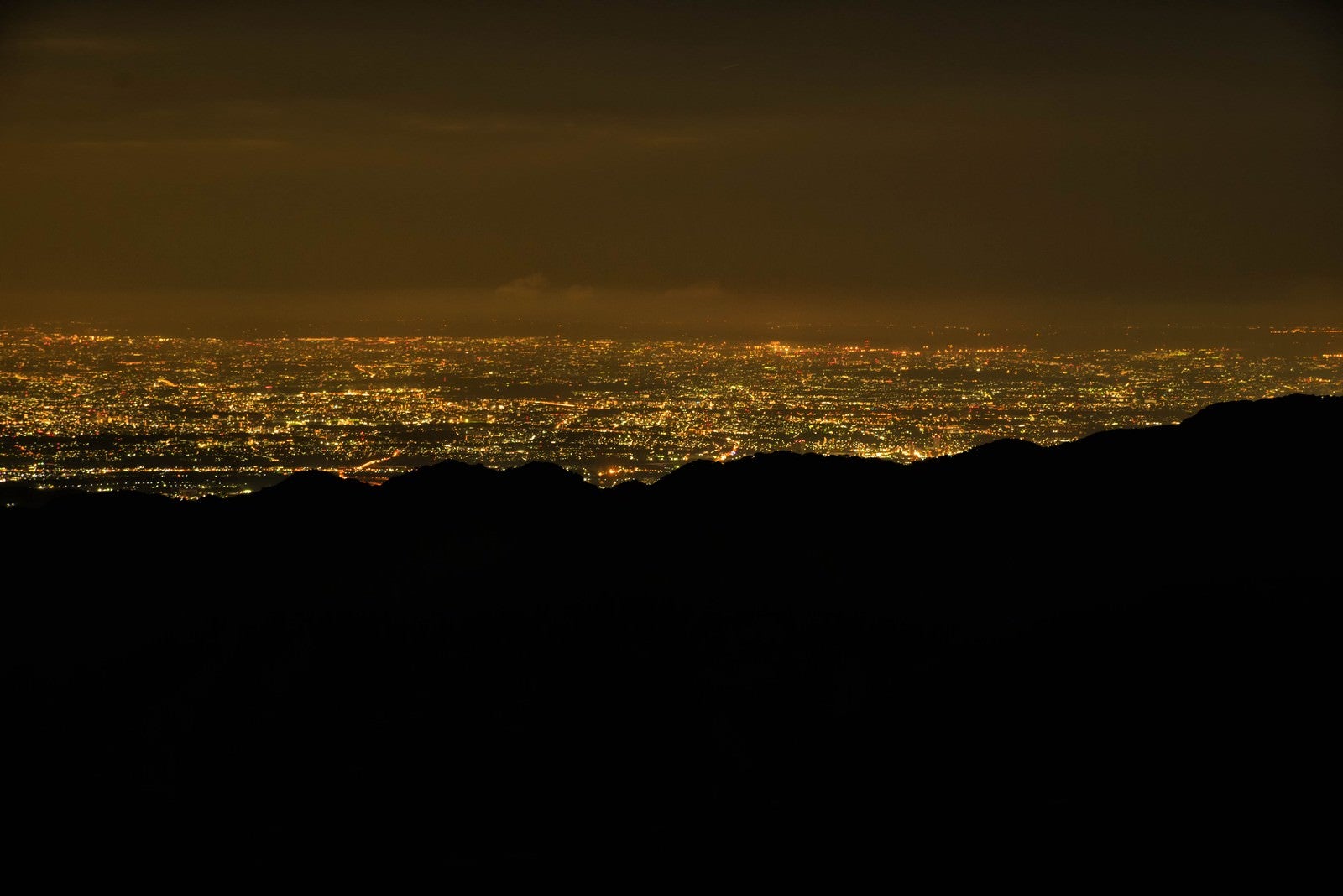 「塔ノ岳から望む夜景」の写真