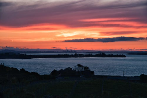 オークランドの夕焼けと海岸（ニュージーランド）の写真