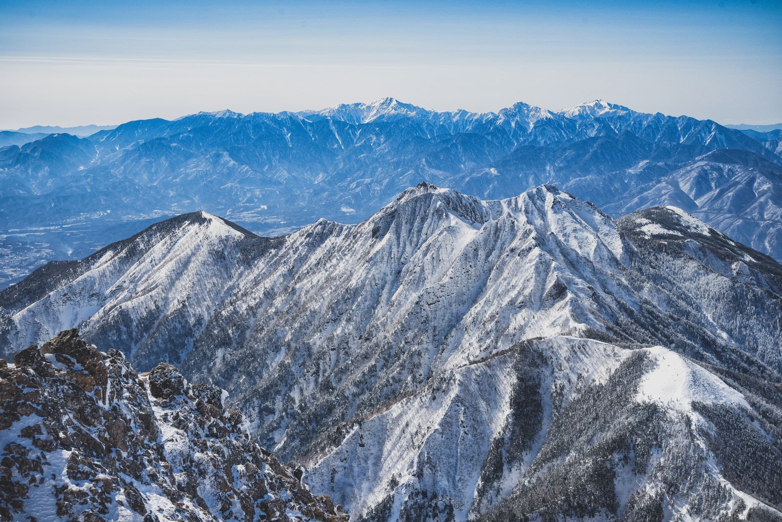 「冬の権現岳と南アルプス」の写真