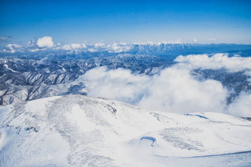 剣ヶ峰山頂の絶景（高天ヶ原方面）の写真