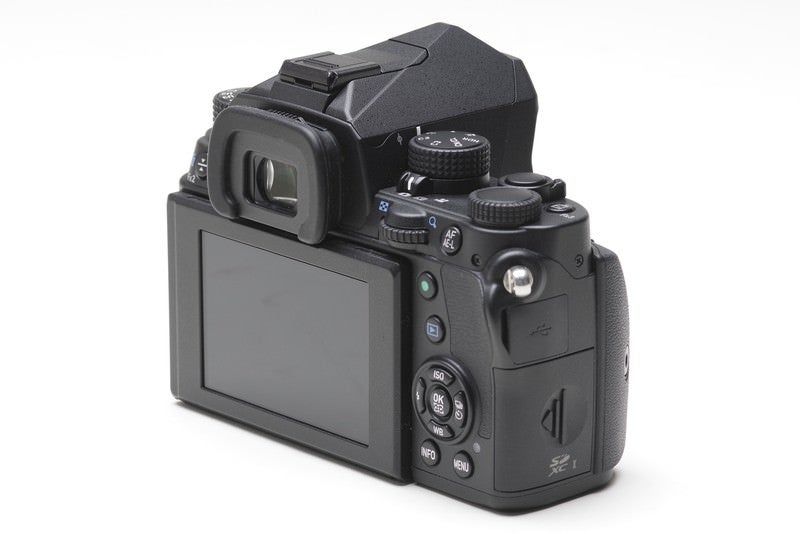 シルバー色のPENTAX KPボディの無料の写真素材 - ID.76215 シルバー色のPENTAX KPボディの無料の写真素材 - ID.76215