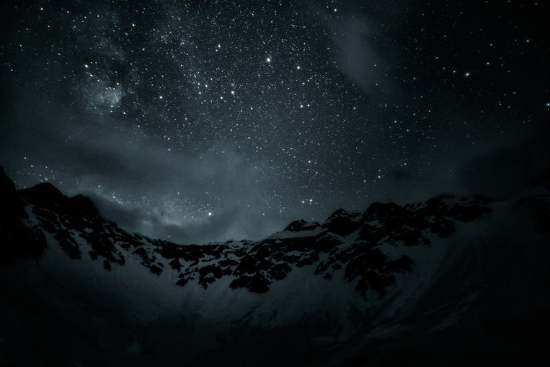 奥穂高岳と満点の星空（飛騨山脈）の写真