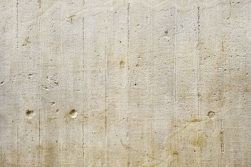 板の跡が残るコンクリート壁（テクスチャ）の写真