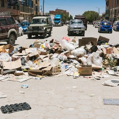 ウユニ市内の廃棄物問題の写真