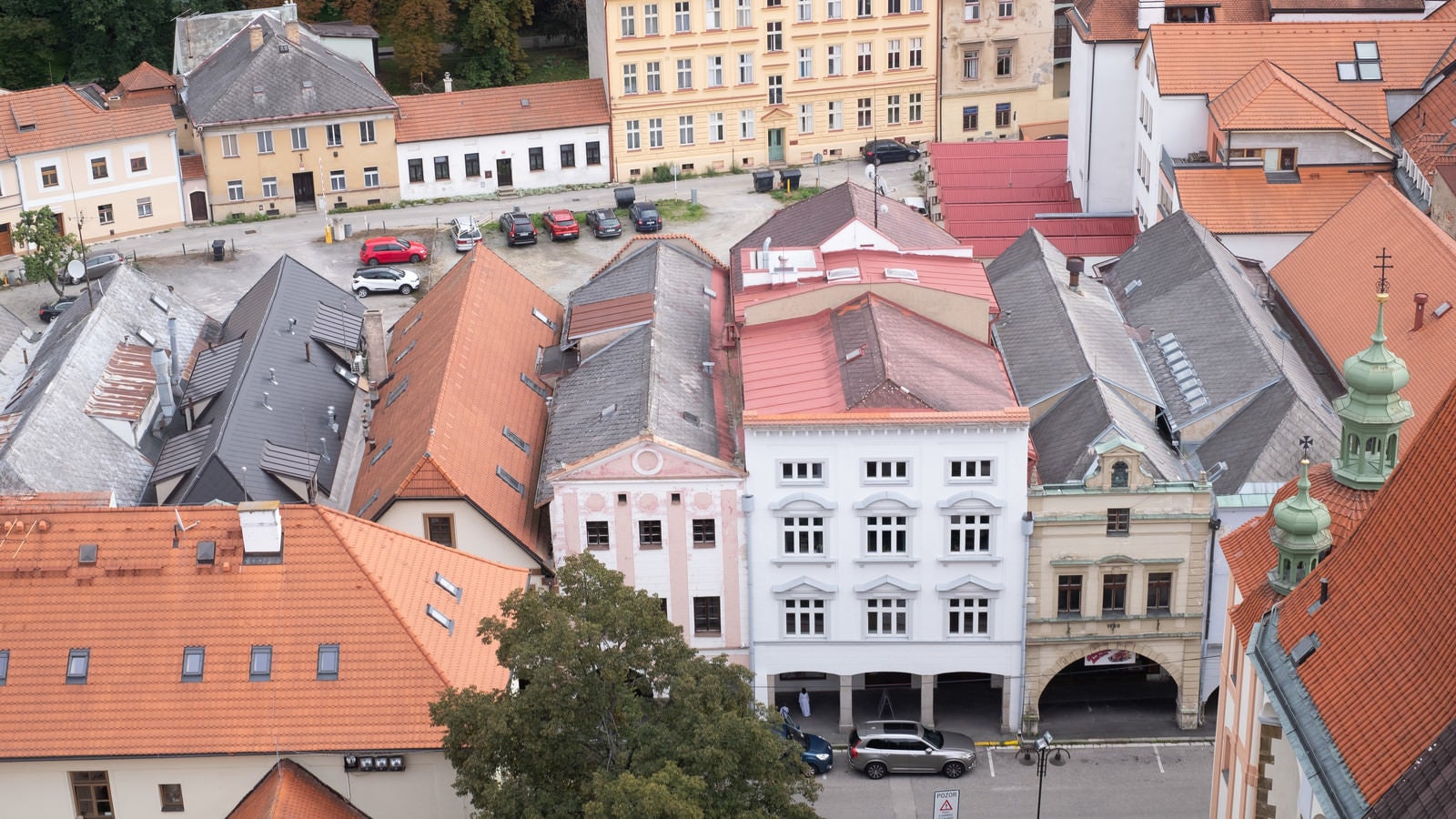 「模型のような建物（チェコ共和国・ブドヴァル）」の写真