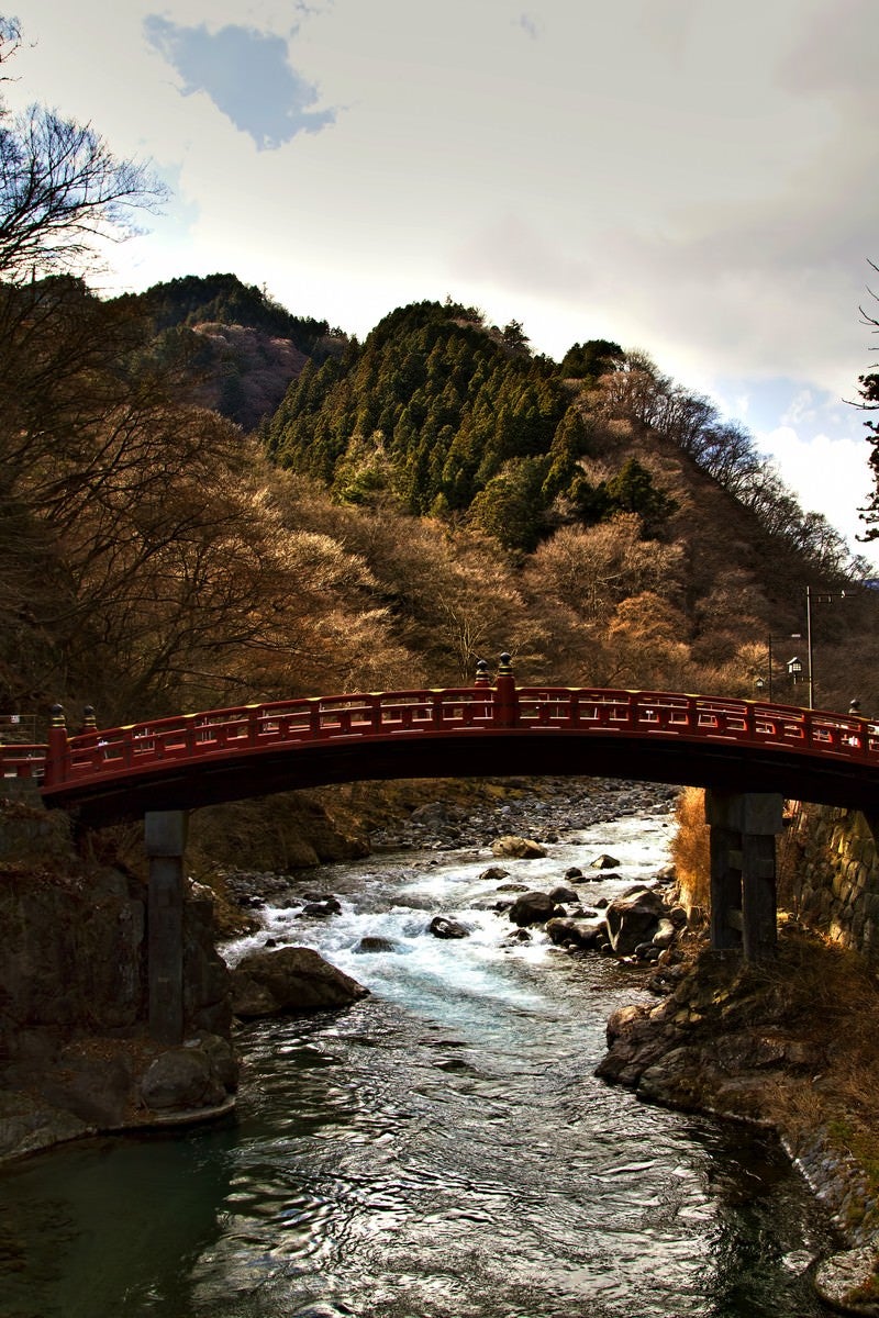 冬の日光二荒山神社神橋の写真