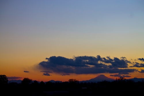 大禍時と富士の写真