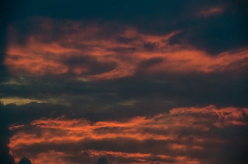 夕暮れの雲の写真