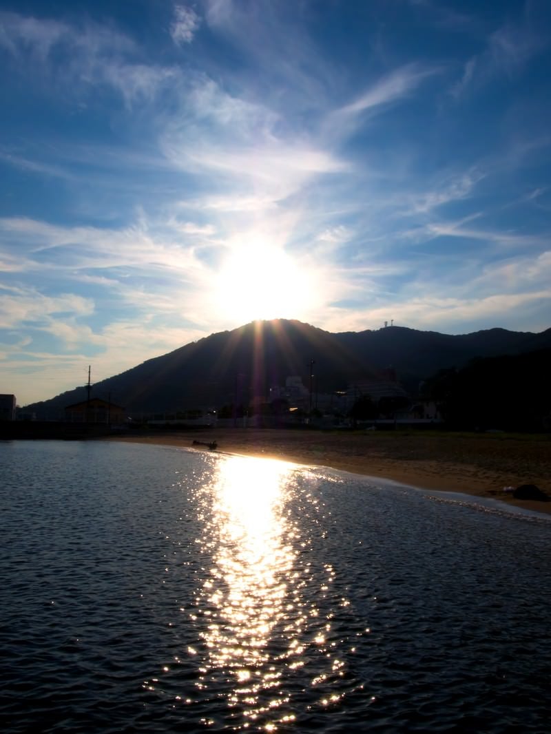 「須磨海岸の夕日」の写真