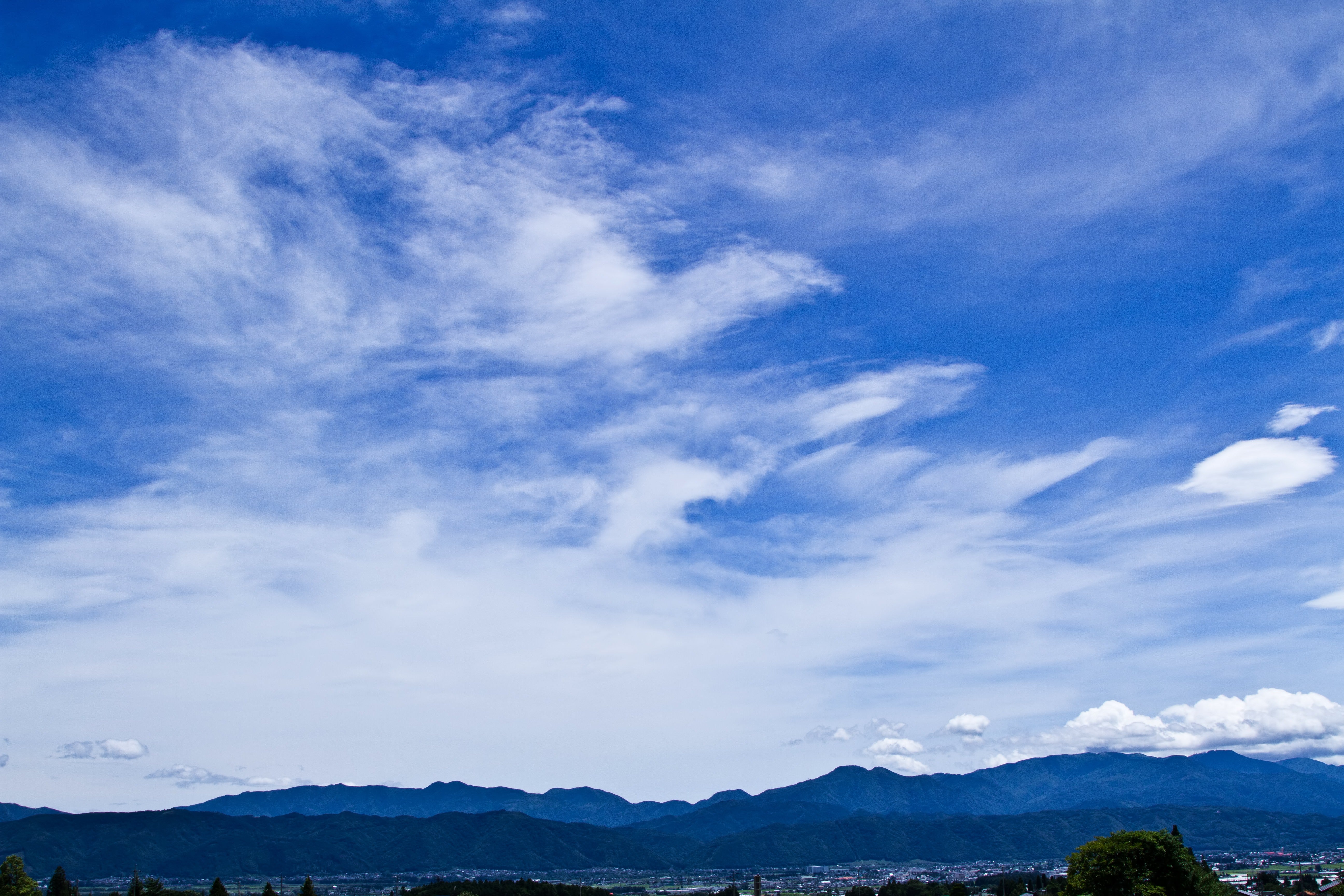 遠目のアルプスと青空の無料写真素材 - ID.1859｜ぱくたそ